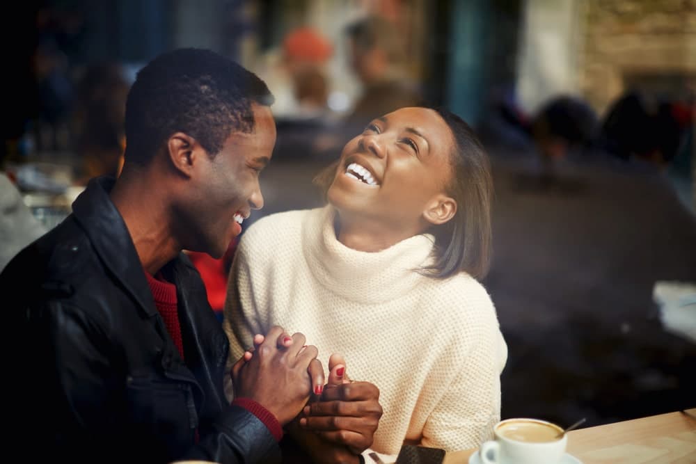 Romantic couple enjoying the many romantic things to do in Eureka Springs