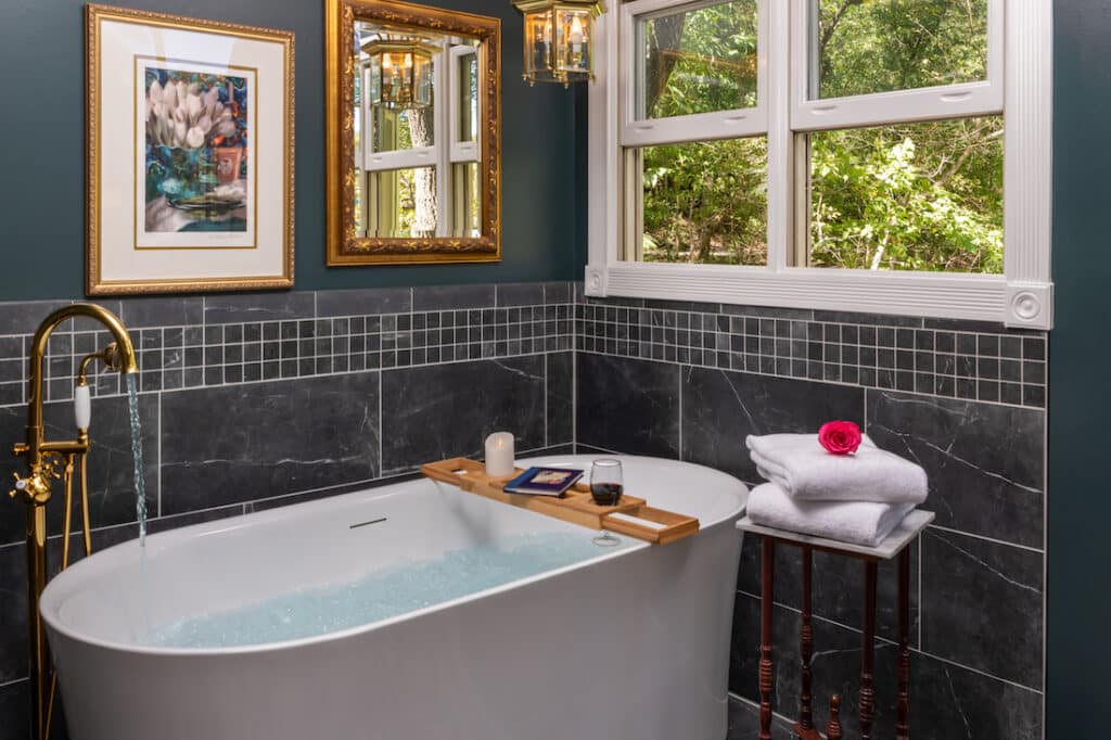 Bed and Breakfast in Eureka Springs, photo of a spa like bathroom at the best Eureka Springs Bed and Breakfast